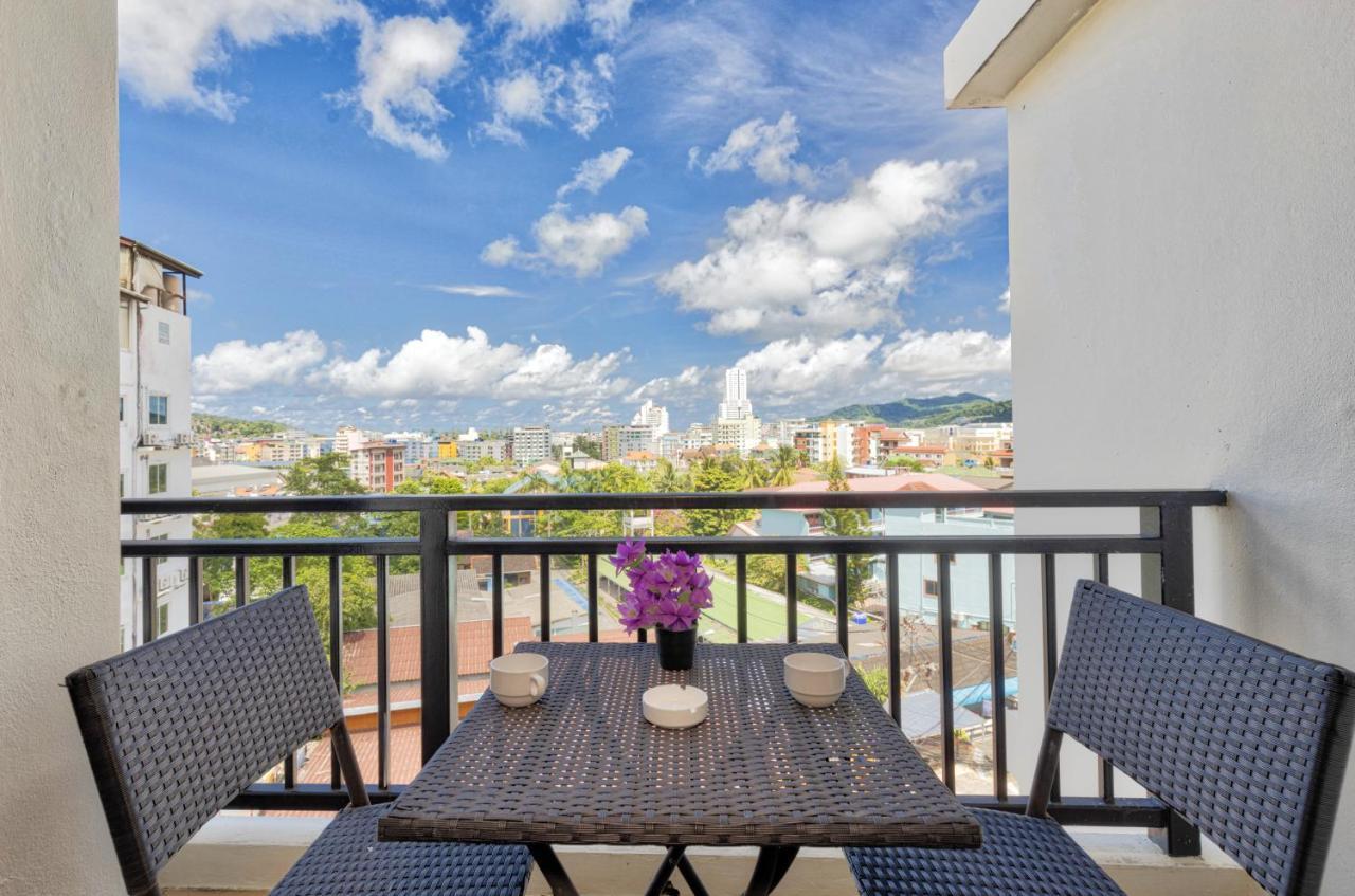 Lucky Buako Hotel Patong Екстериор снимка