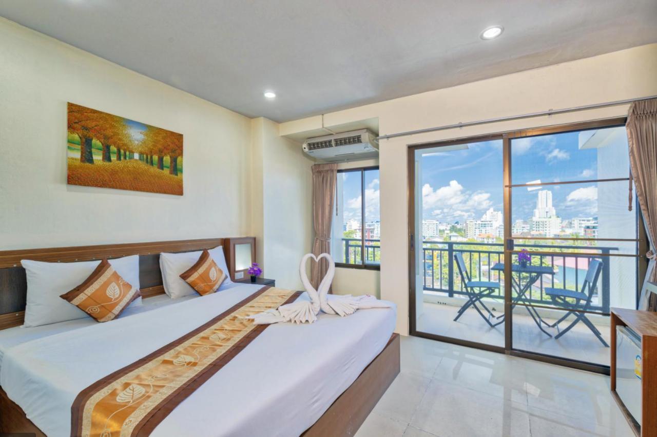 Lucky Buako Hotel Patong Екстериор снимка