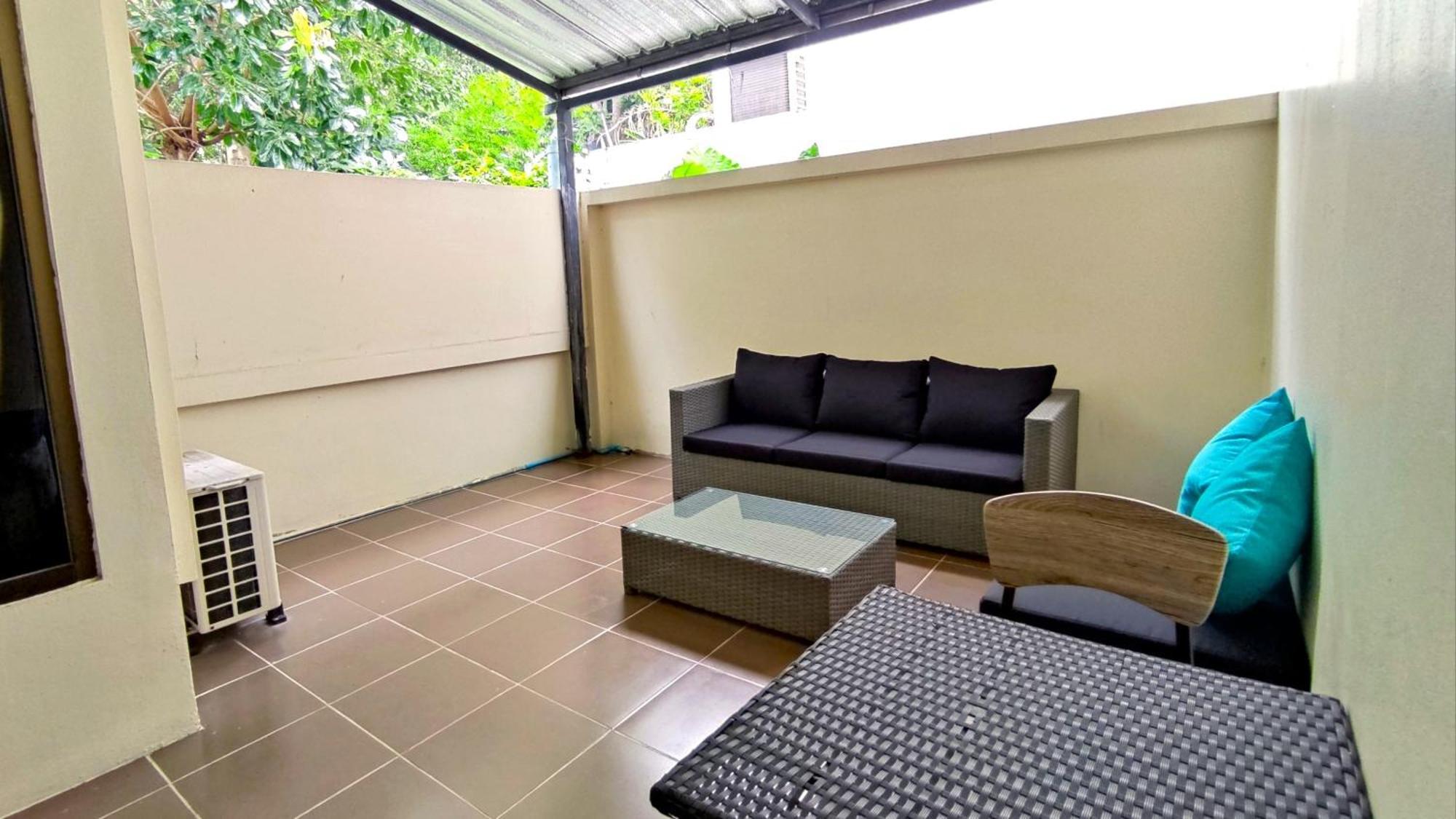 Lucky Buako Hotel Patong Екстериор снимка