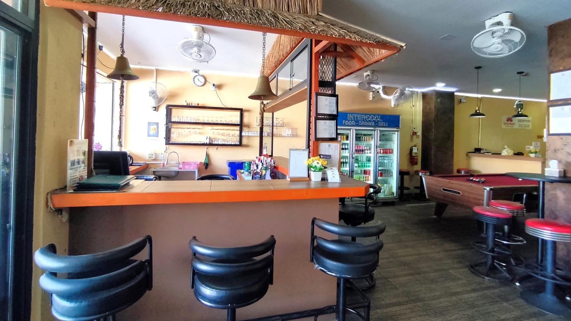 Lucky Buako Hotel Patong Екстериор снимка