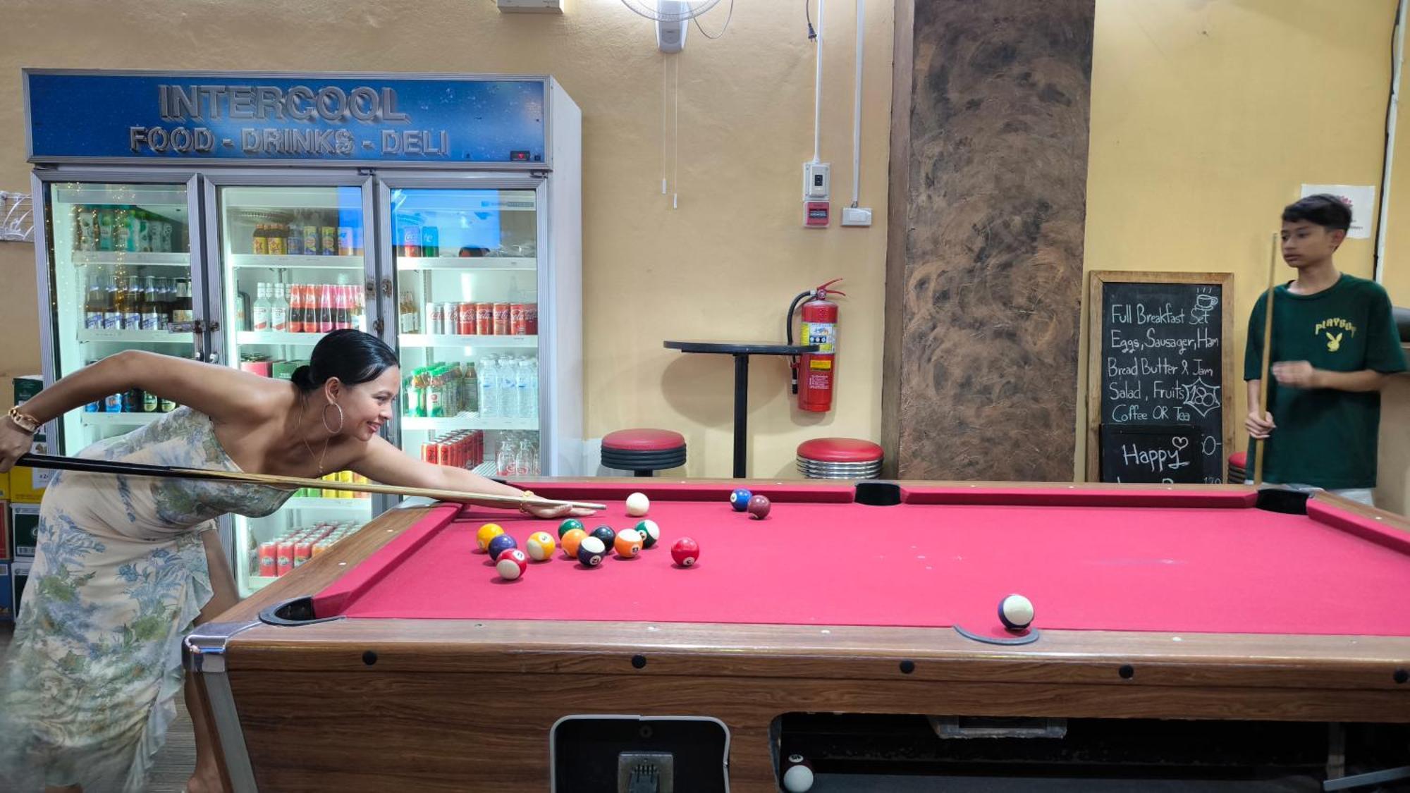 Lucky Buako Hotel Patong Екстериор снимка