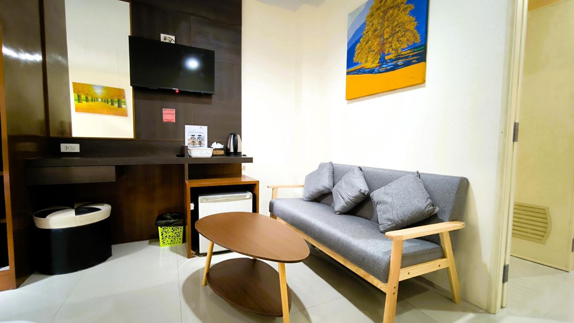 Lucky Buako Hotel Patong Екстериор снимка